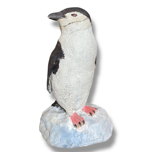 Figura de Pingüino Barbijo